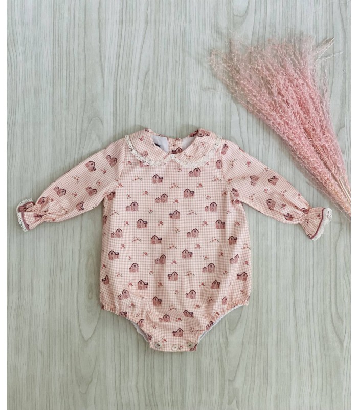 PELELE LA CASITA DEL ARBOL 8864 LA MARTINICA