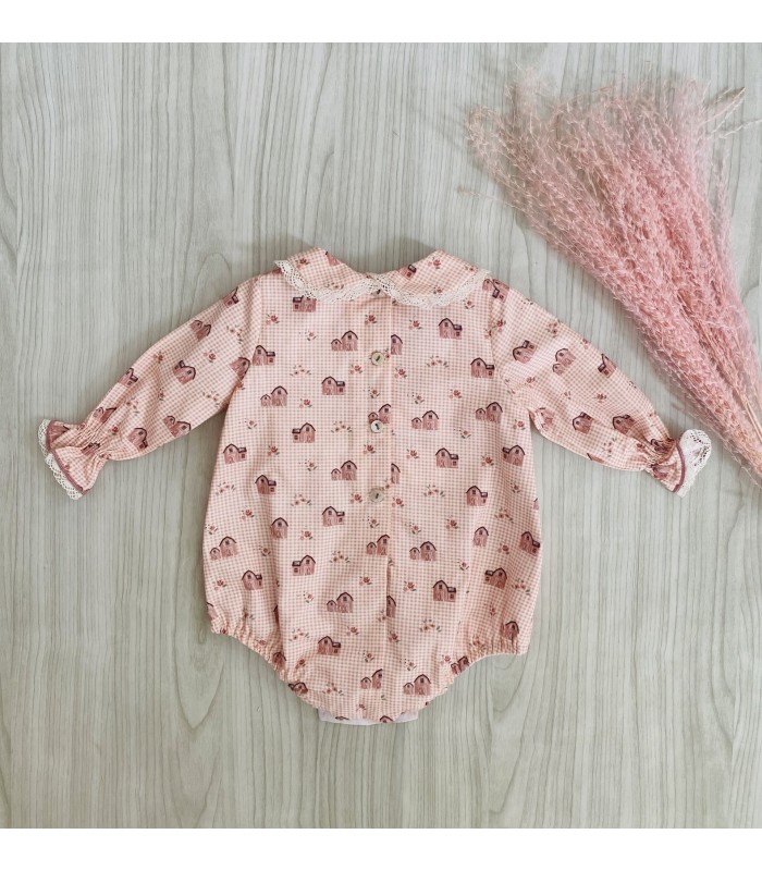 PELELE LA CASITA DEL ARBOL 8864 LA MARTINICA